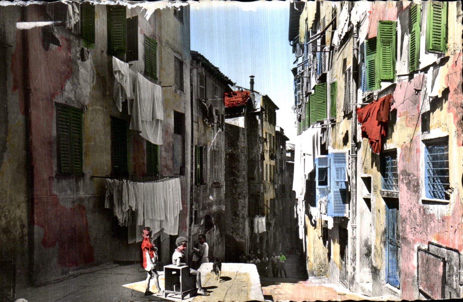 CPA Nice Un Coin de la Vieille Ville Enfants