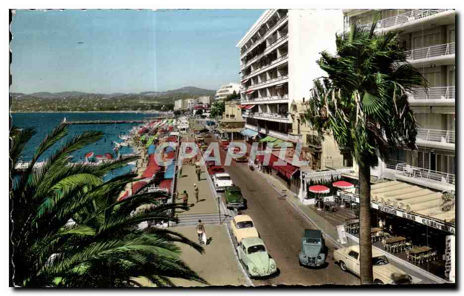 CPA Cote D Azur Juan Les Pins Les Plages et la Promenade