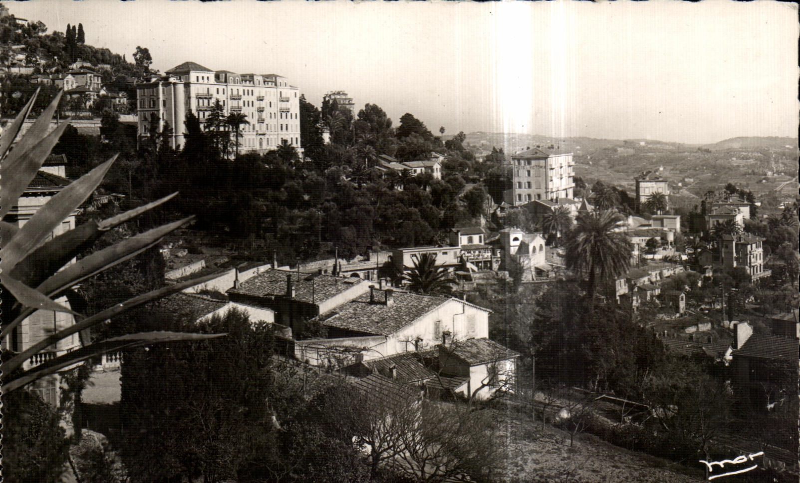 CPA La Cote D Azur Grasse Vue sur les Hotels