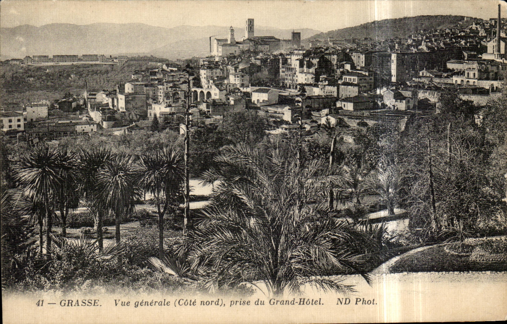 CPA Grasse Vue generale prise du Grand Hotel
