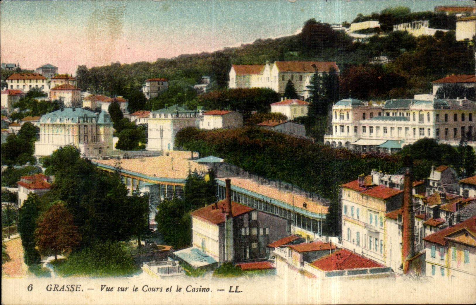 CPA Grasse Vue sur le Cours et le Casino