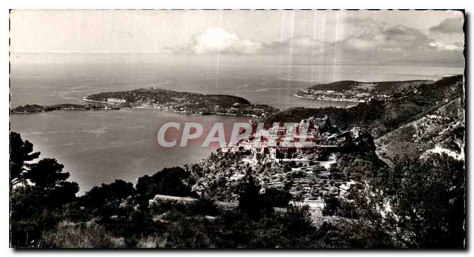 CPA Eze Village Vue generale La Cap Ferrat et l Esterel