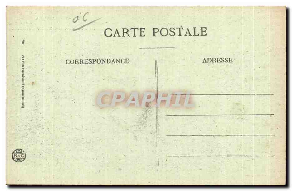 Cannes — Les Mouettes hivernantes fidèles sur la Promenade de la Croisette — Édition Gietty, n° 559 — Reverso