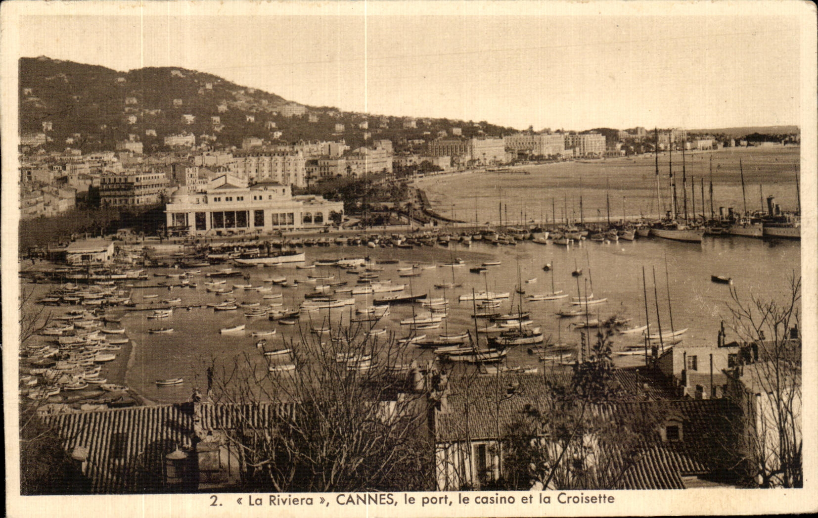 CPA Cannes le Port le Casino et la Croisette Bateaux