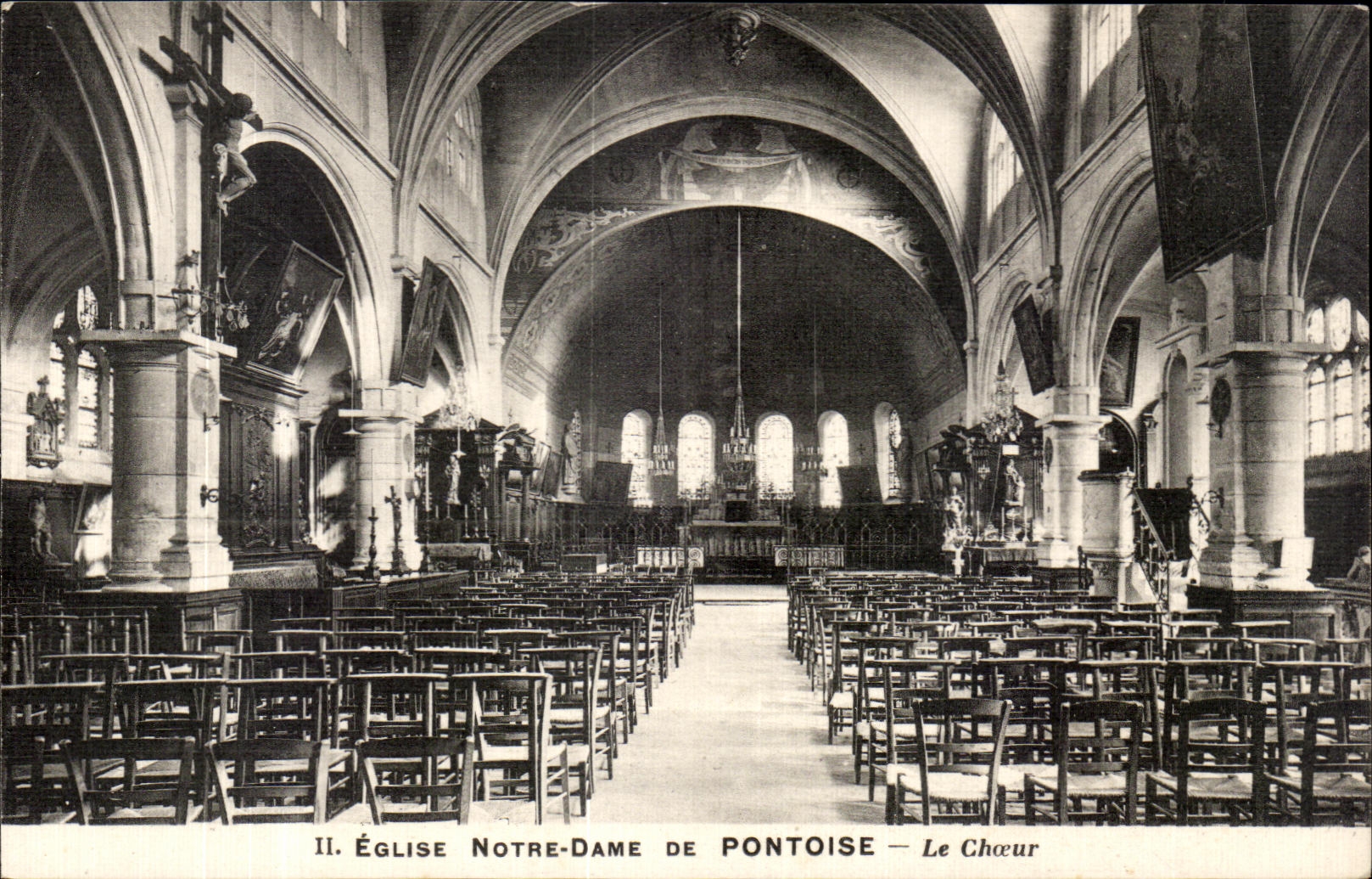 Église Notre-Dame de Pontoise — Le Chœur — Phototypie A. Benoit, 16, rue de Chartres, Neuilly-Paris