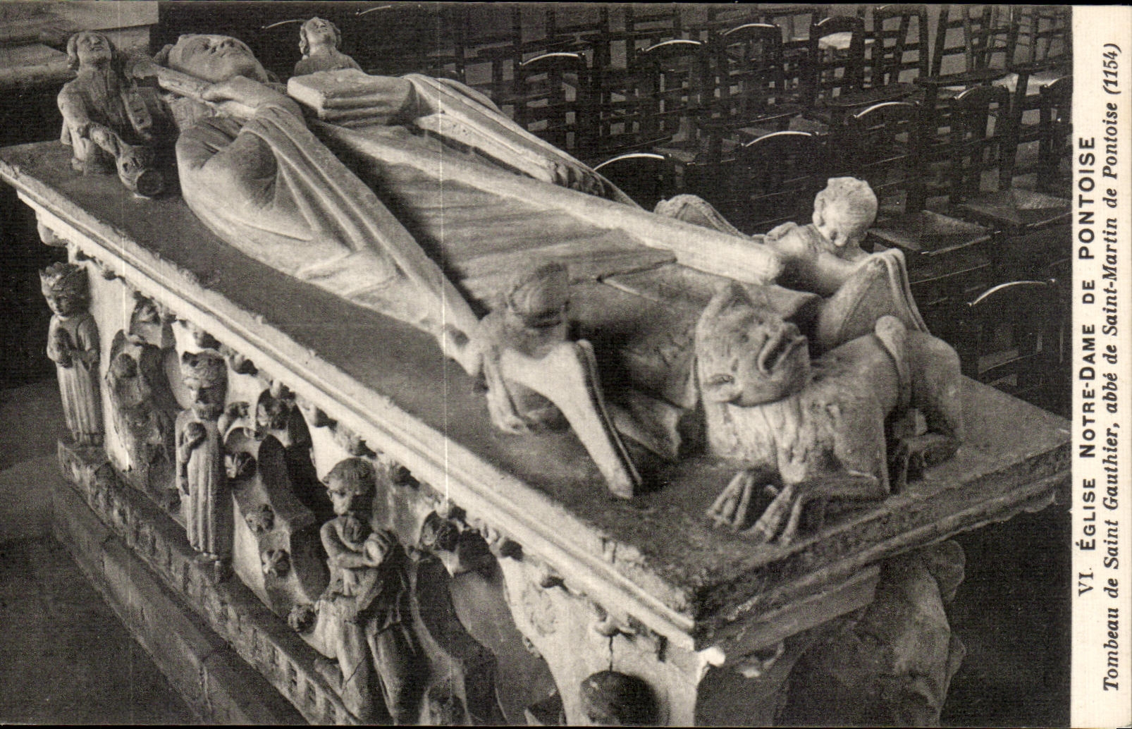 CPA Eglise Notre Dame De Pontoise Tombeau de Saint Gauthier