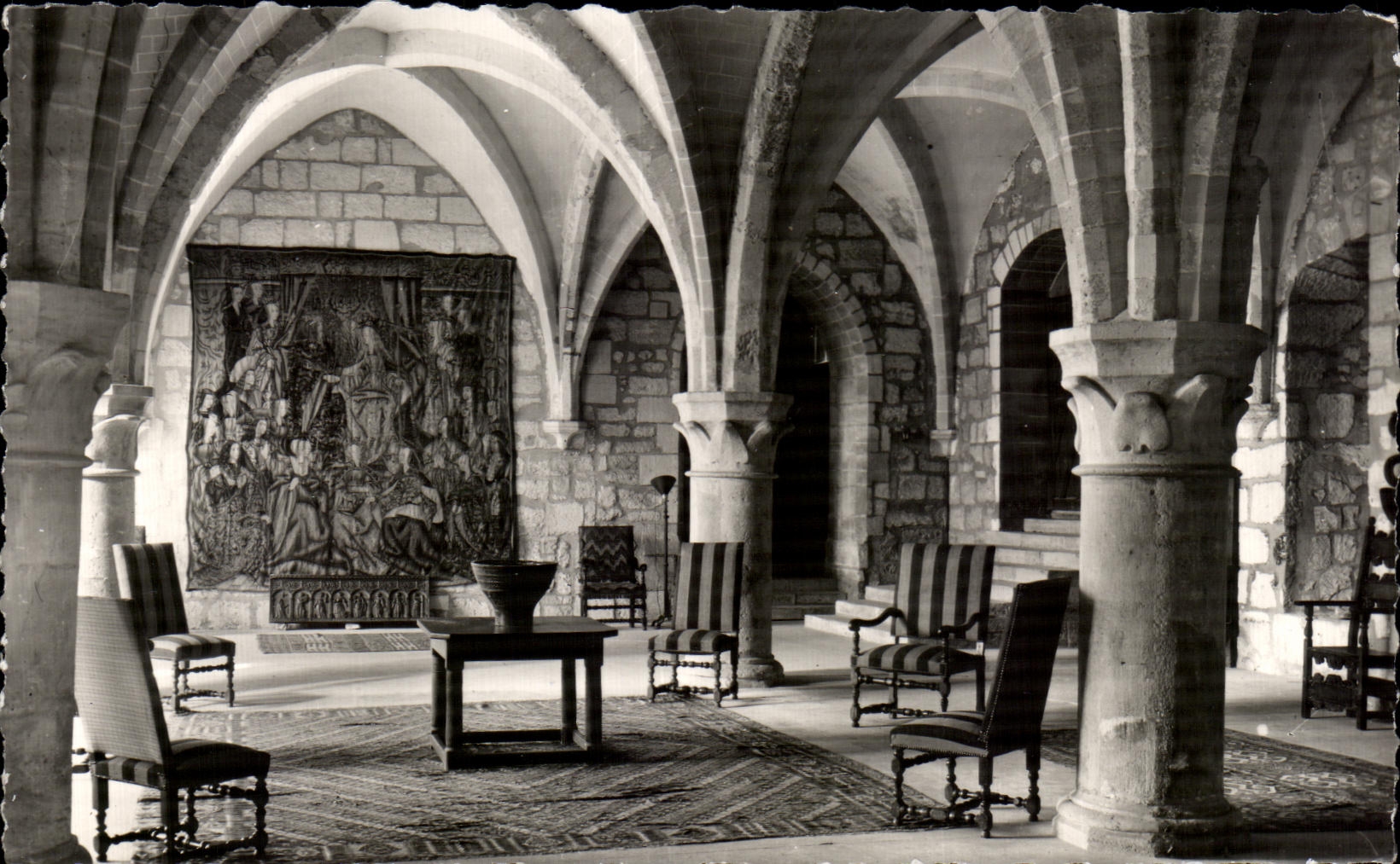 CPSM Abbaye de Royaumont Asnieres sur Oise Anciennes cuisines