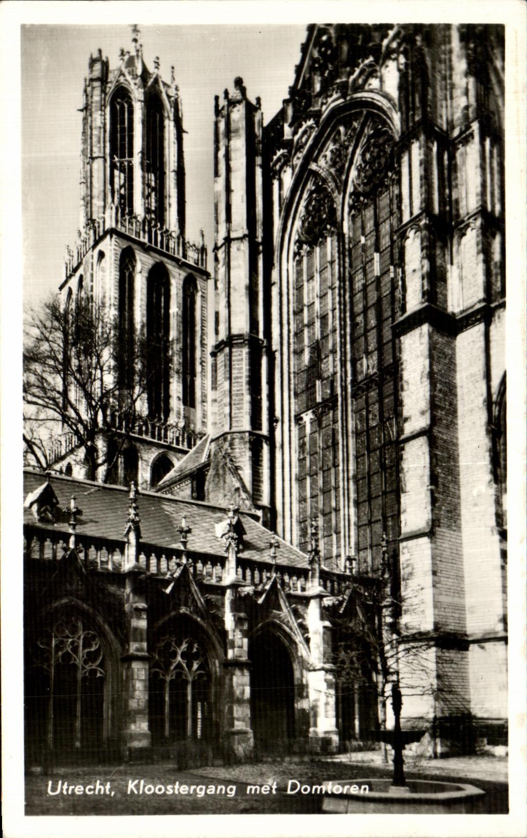 CPA Utrecht Kloostergang met Domtoren
