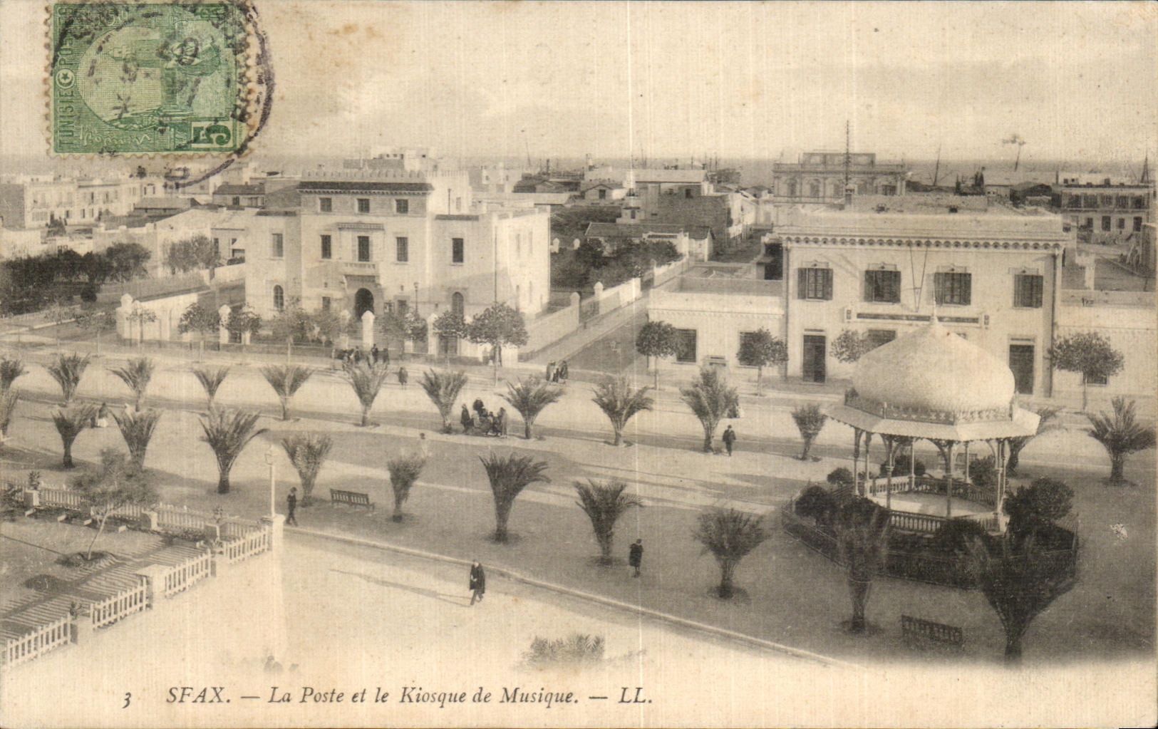 CPA Sfax La Poste et le Kisque de Musique
