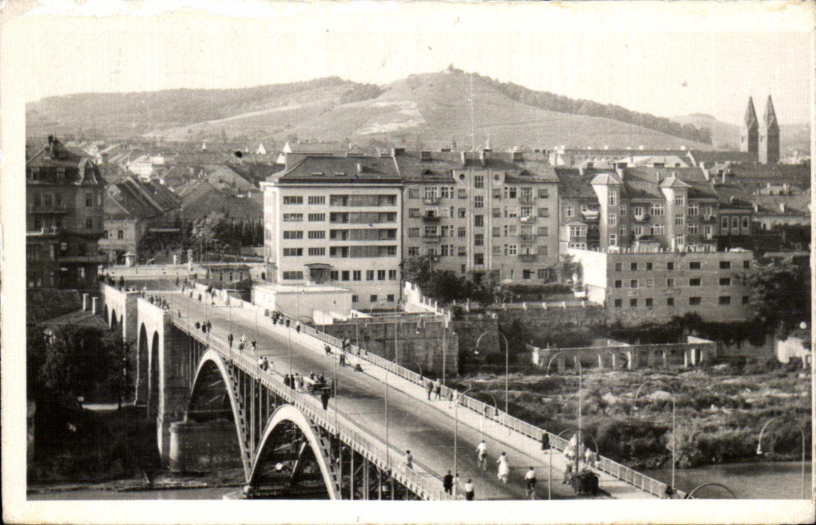 Pont sur la Drave — Maribor, Yougoslavie — éditeur non visible