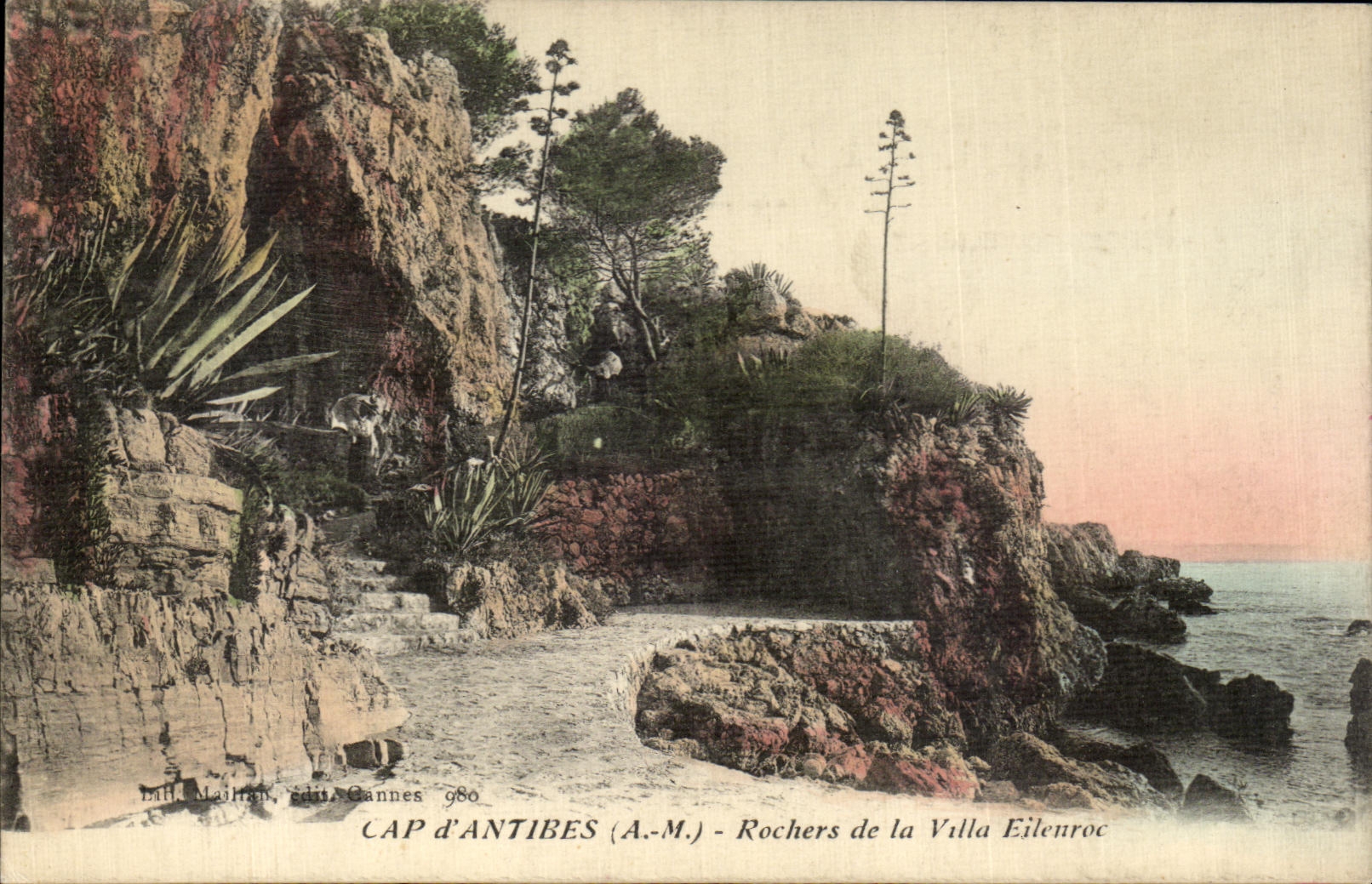 CPA Cap d Antibes A M Rochers de la Villa Eilenroc