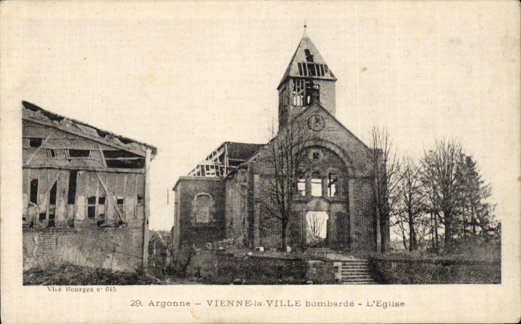 Argonne – Vienne-la-Ville bombardé – L’Église — Viké Bourgés n° 643