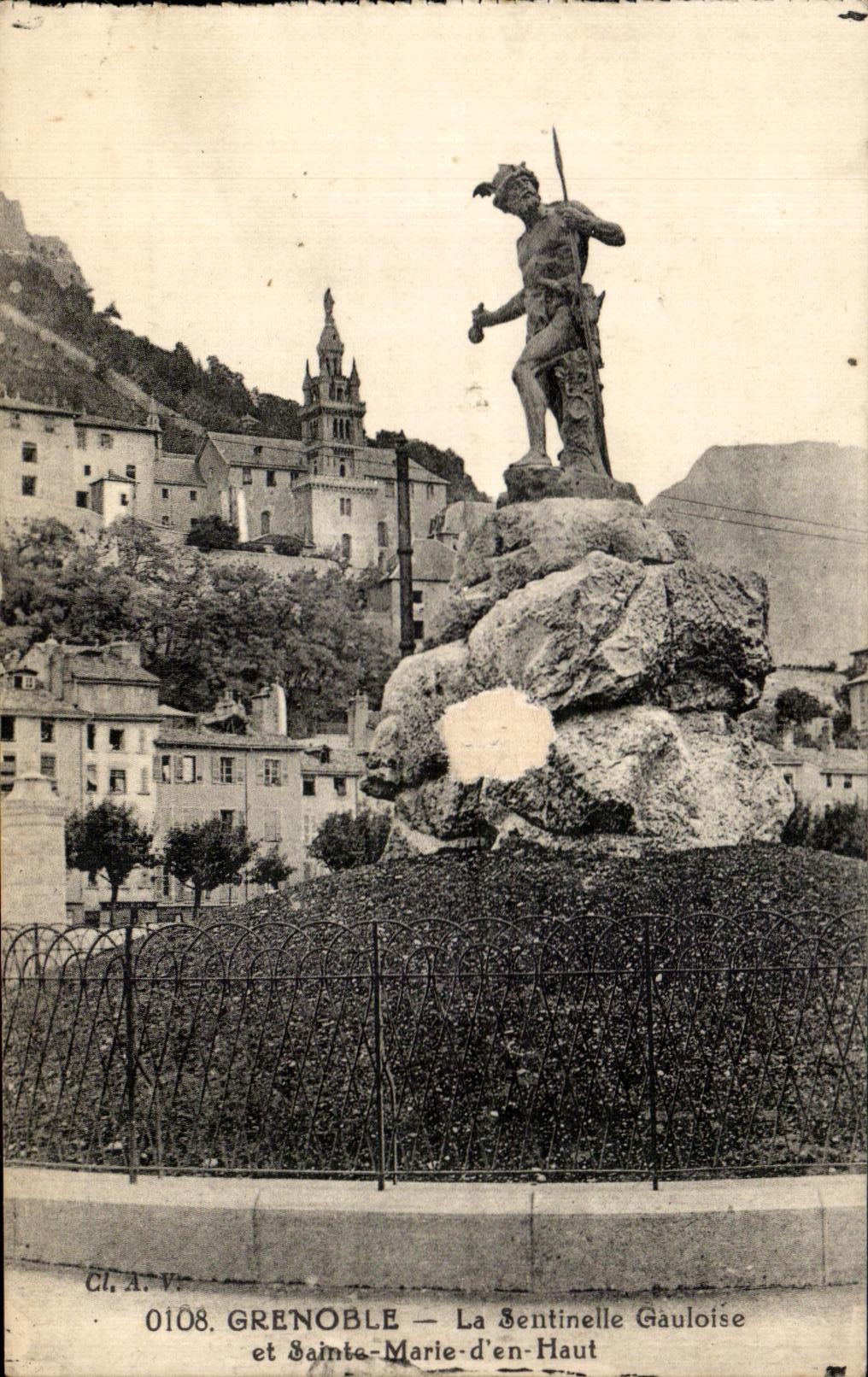Antieke ansichtkaart Grenoble La Sentinelle Gauloise et Sainta Marie d'en Haut mercure Messager