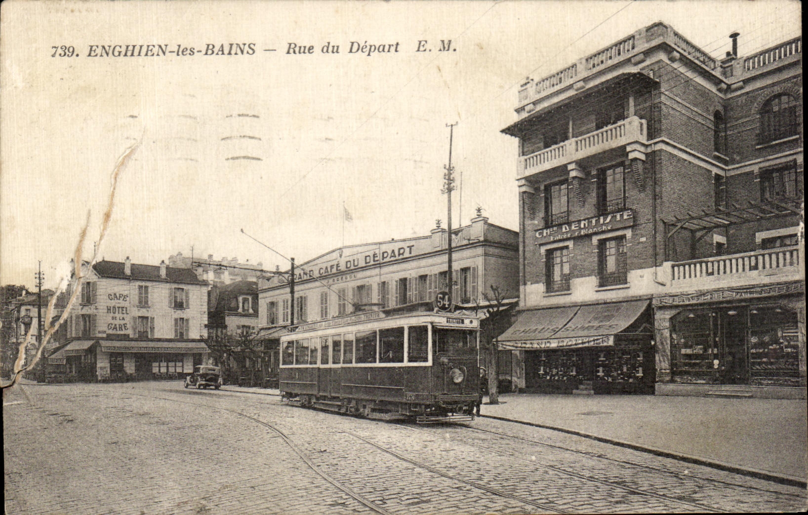 CPA Enghien les Bains Rue du Depart Tramway