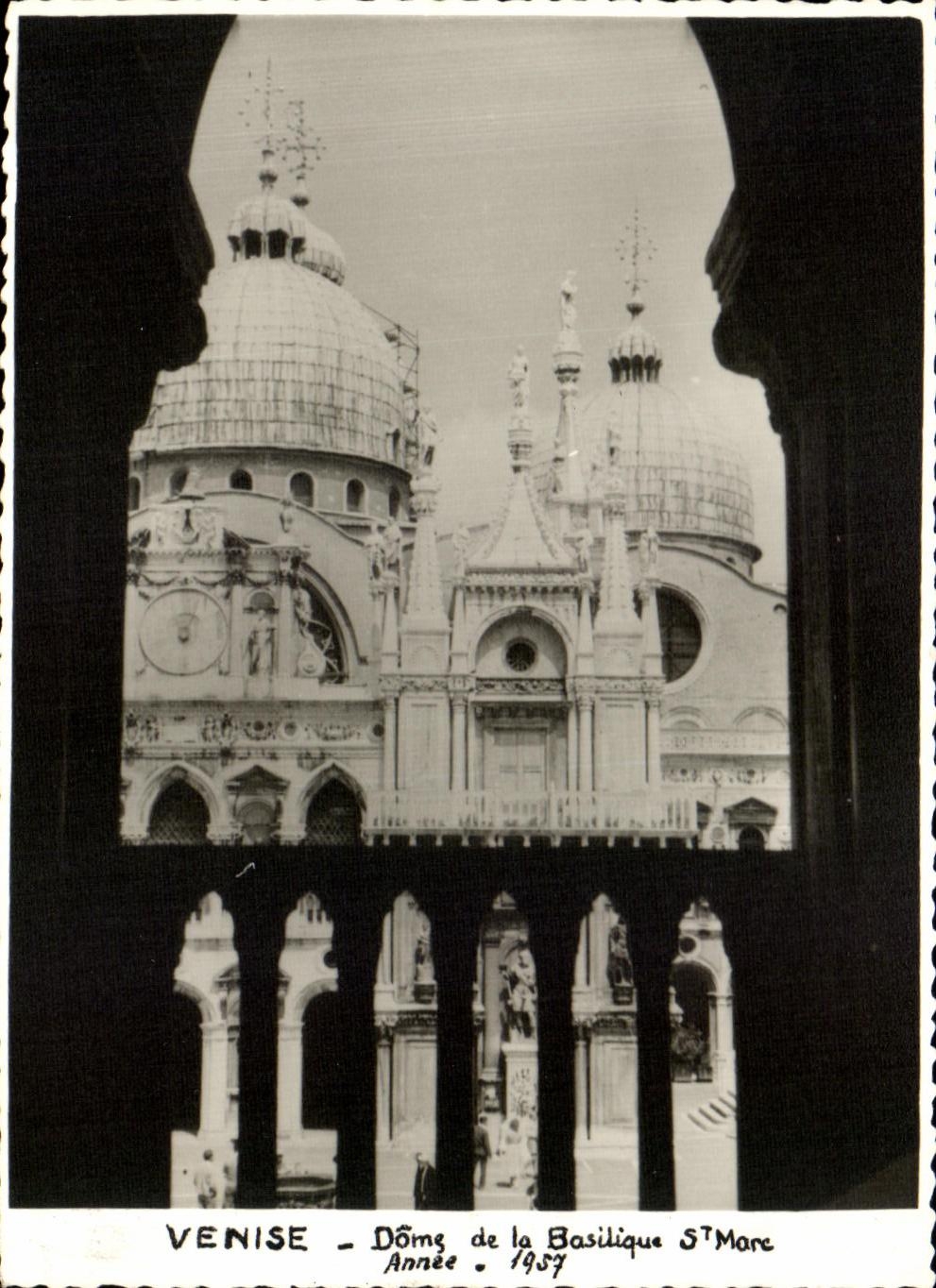 CPA Venise Dome de la Basilique St Mare Annee 1957
