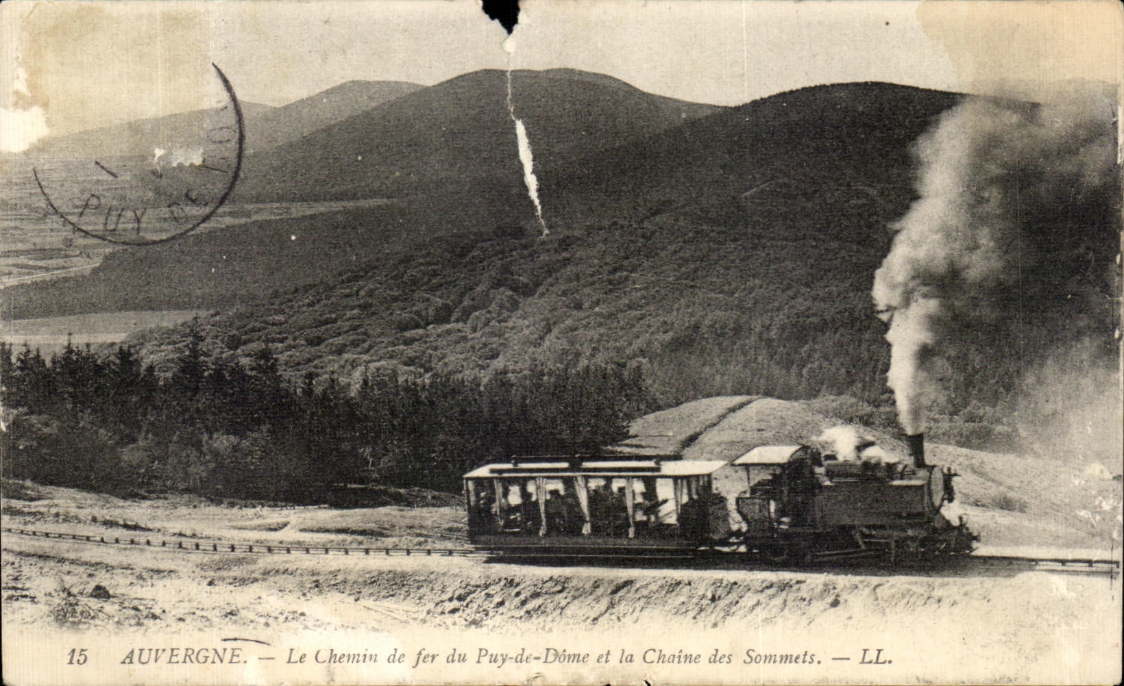 CPA Auvergne Le Chemin de fer du Puy de Dome et la Chaine des Sommets Train