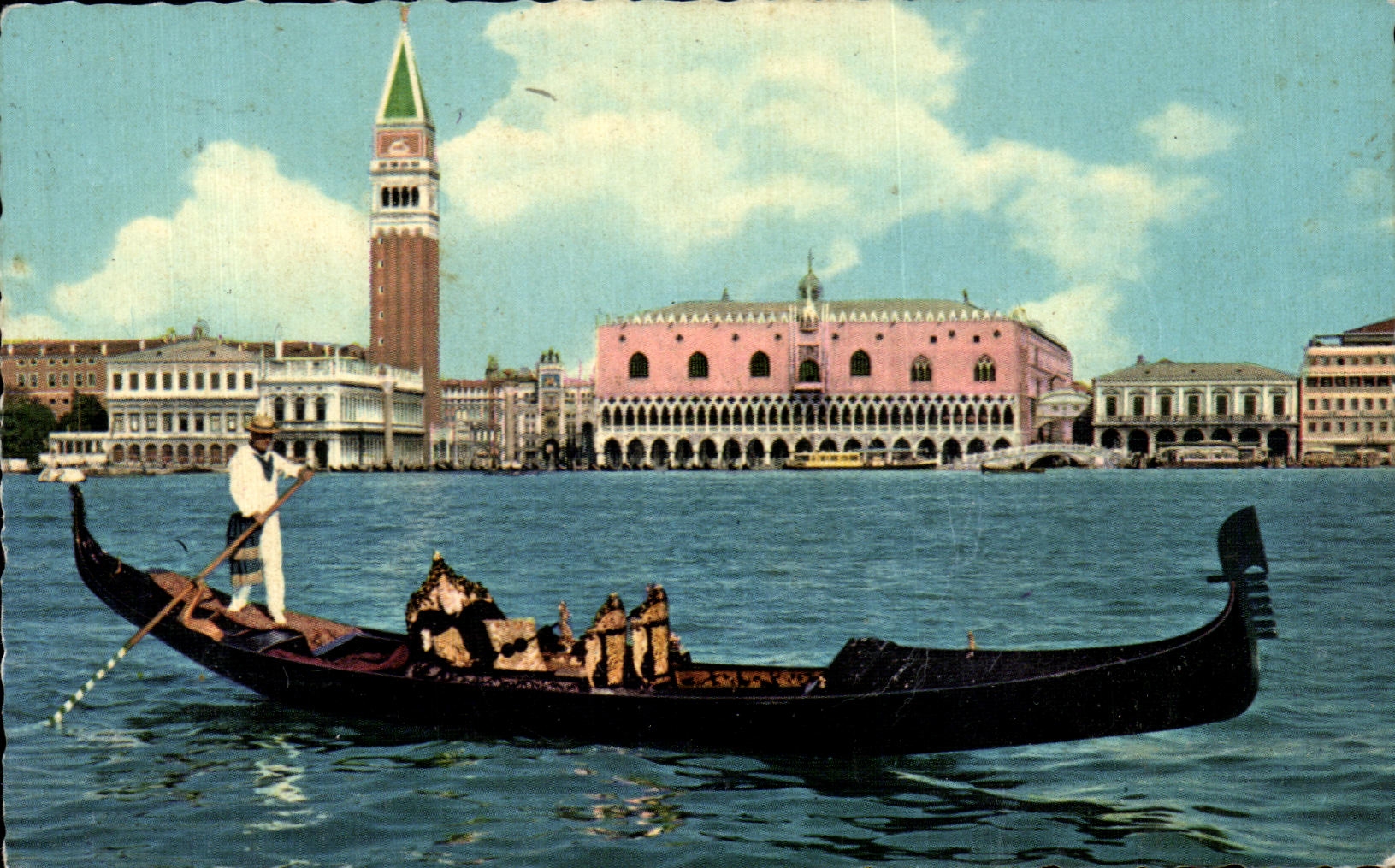 CPA Venezia Panorama e gondola Panorama and gondola Panorama et gondole Panorama und gondola Panorama y gondola