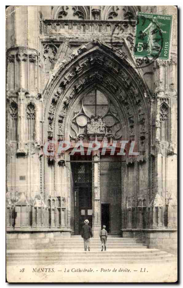 CPA Nantes La Cathedrale Porte de droite