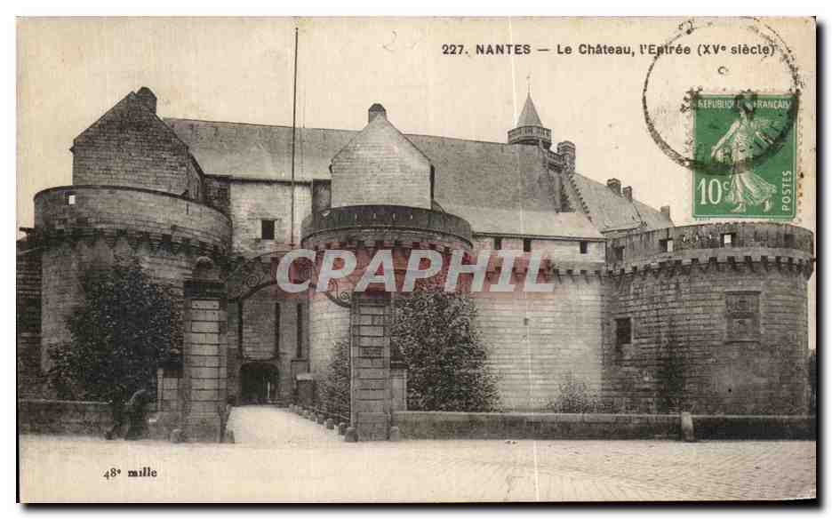 CPA Nantes Le Chateau I Entree 