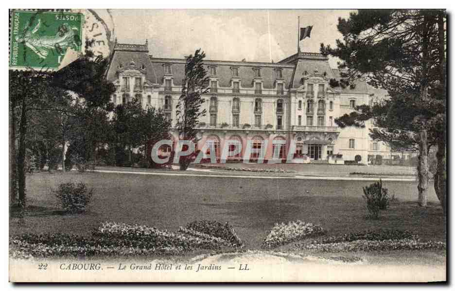 CPA Cabourg Le Grand Hotel et les Jardins