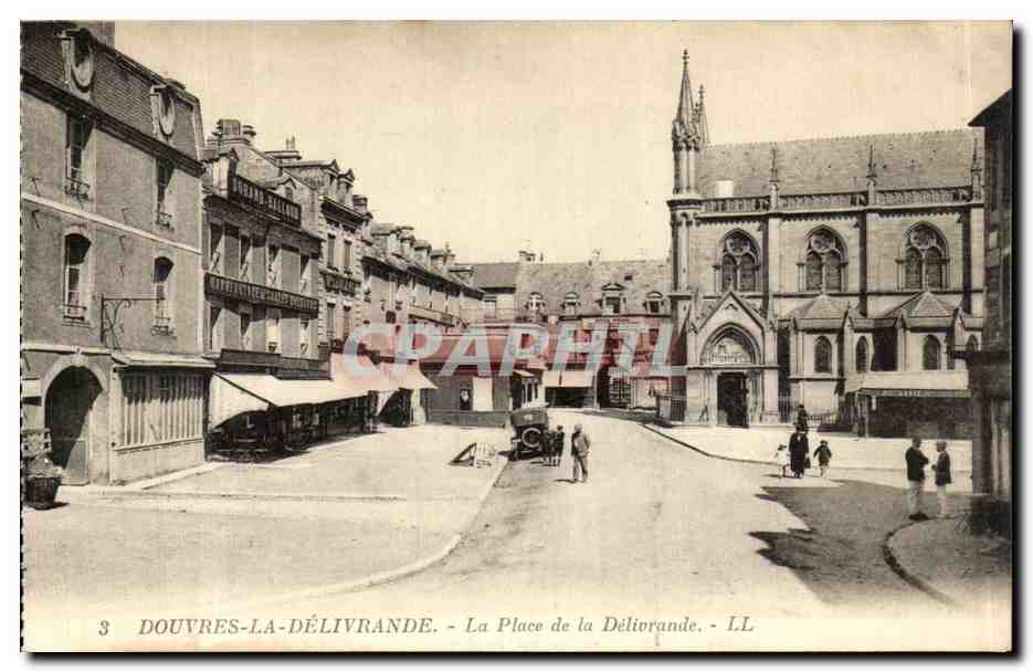 CPA Douvres La Delivrande La Place de la Delivrande