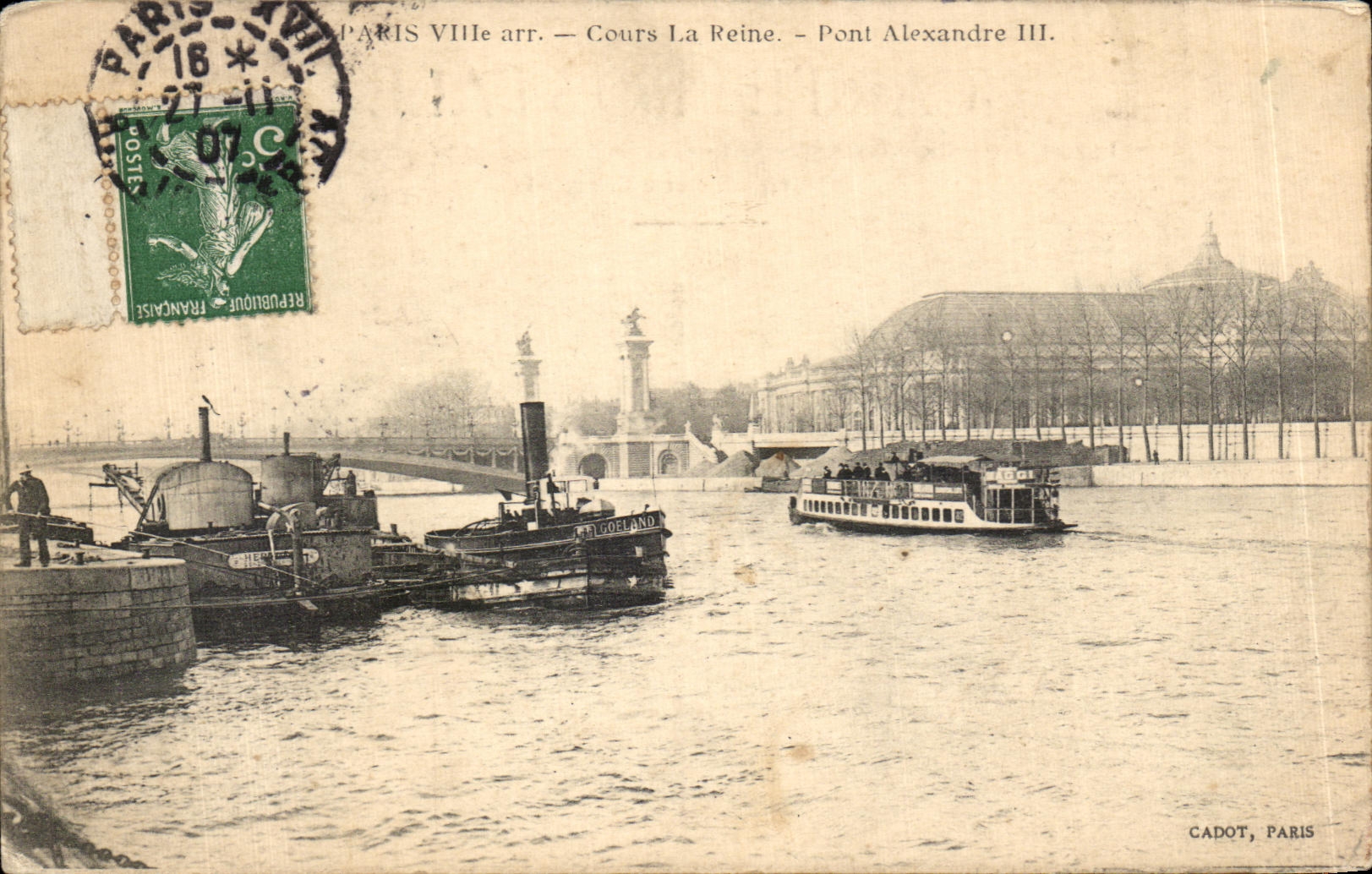 CPA Paris Ville arr Cours La Reine Pont Alexandre III Bateaux Goeland 