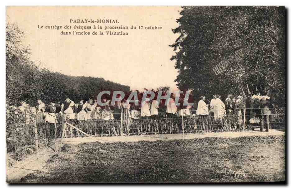 CPA Paray le Monial Le Cortege des eveques a La Procession du 17 octobre dans l ecole de la Visitation