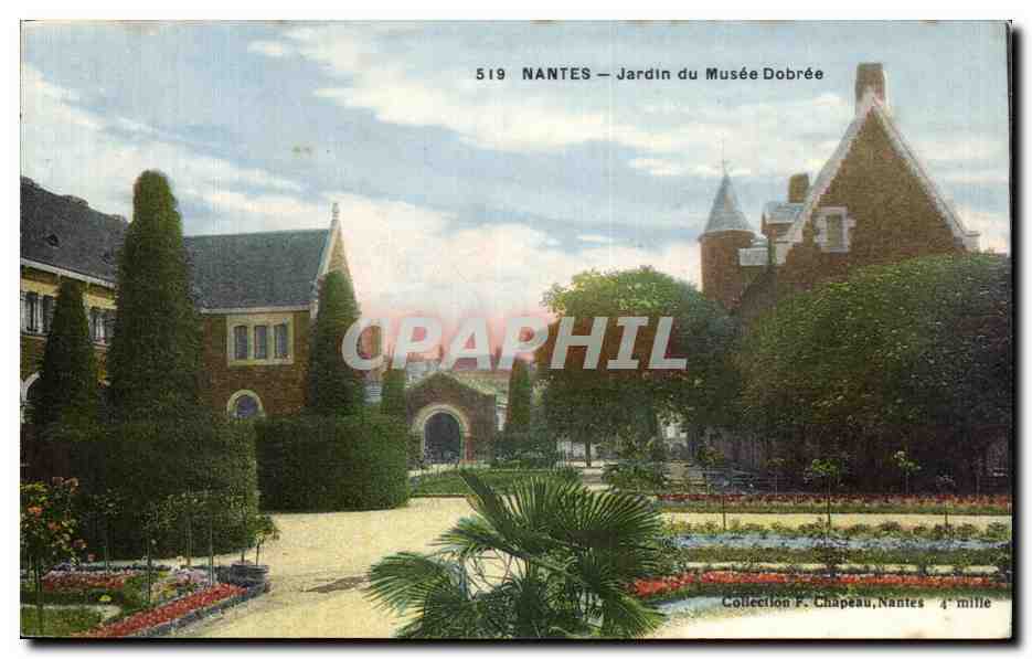 CPA Nantes Jardin du Musee Dobree