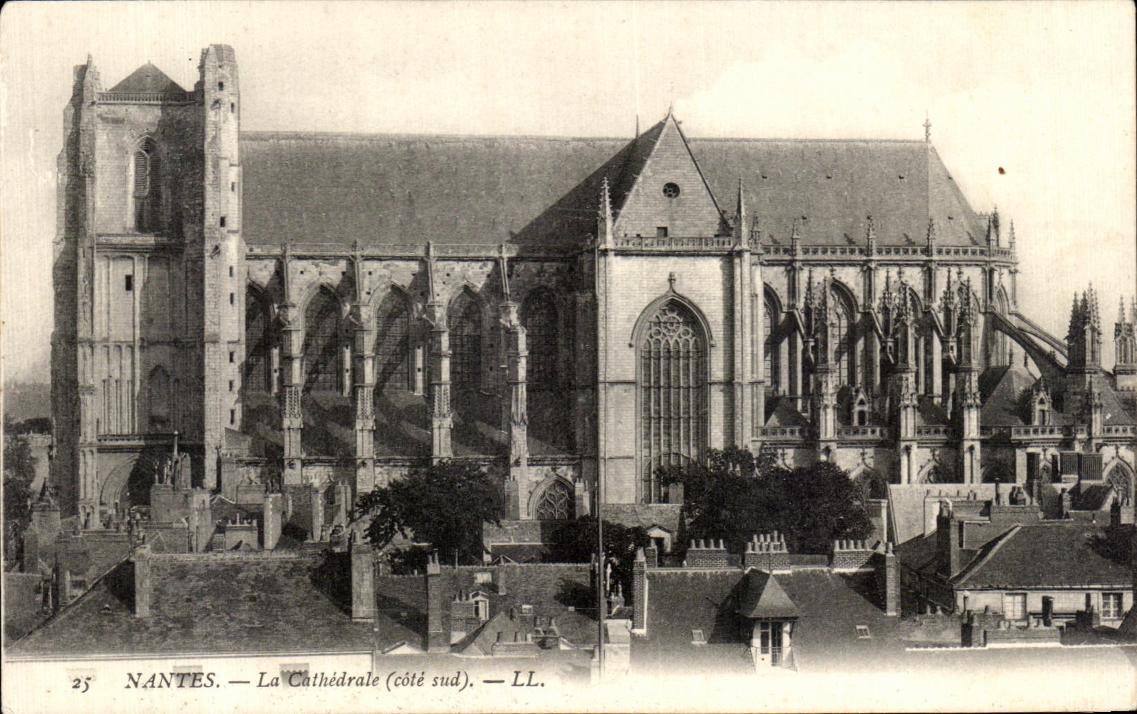 CPA Nantes La Cathedrale (Cote Sud)