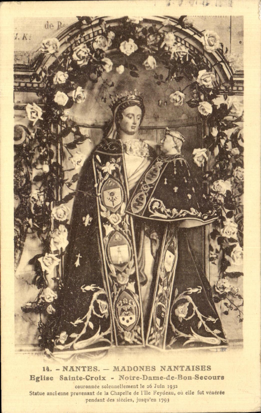 CPA Nantes Madones Nantaises Eglise Sainte Croix Notre Dame de Bon Secours