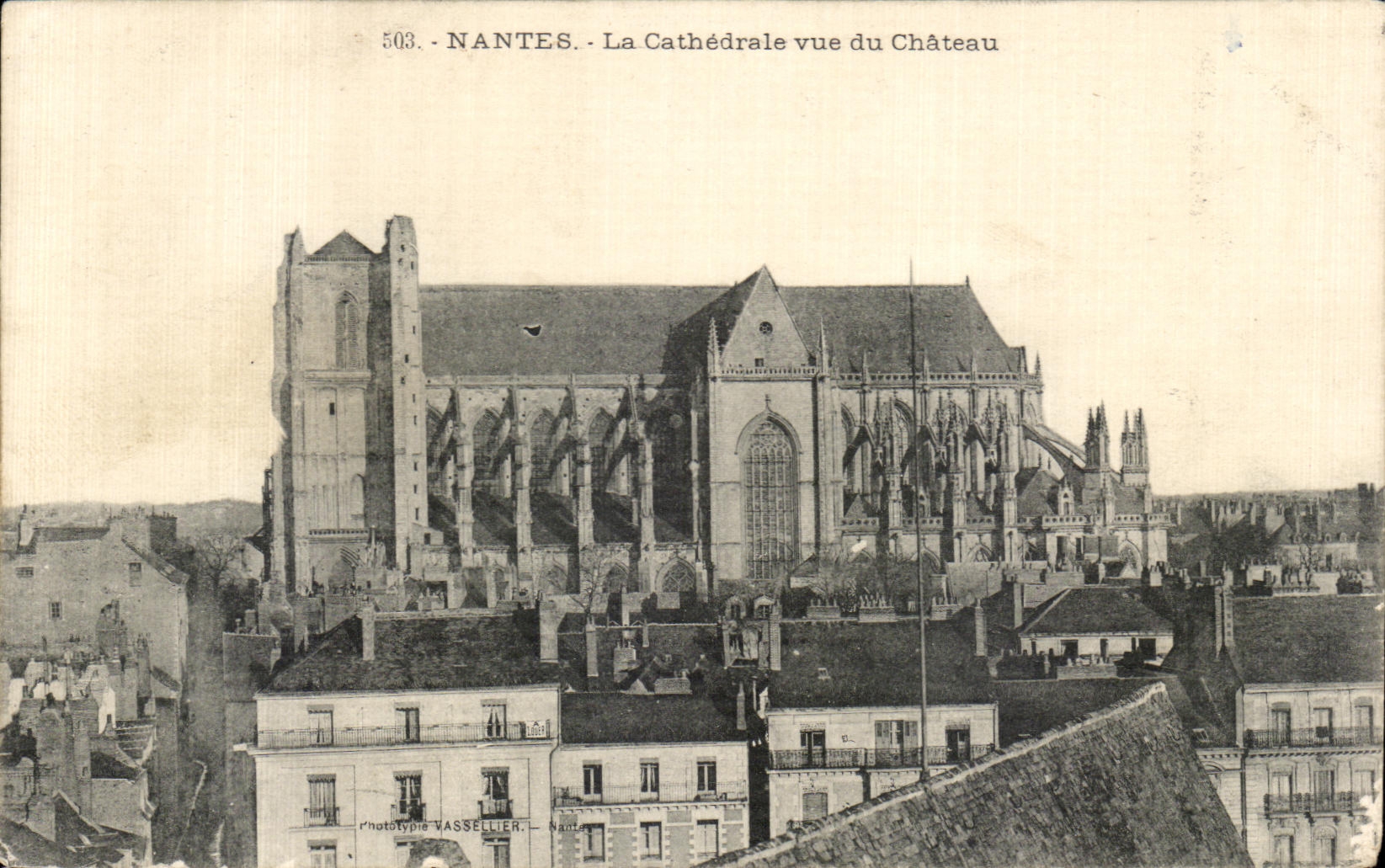 CPA Nantes La Cathedrale vue du Chateau