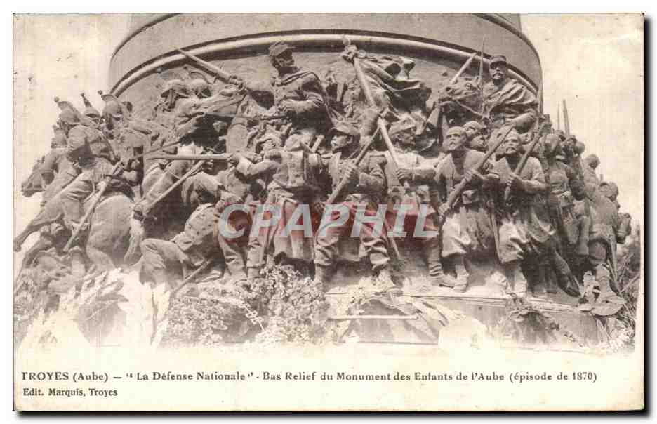 CPA Troyes La Defense Nationale Bas Relief du Monument des Entants de I Aube