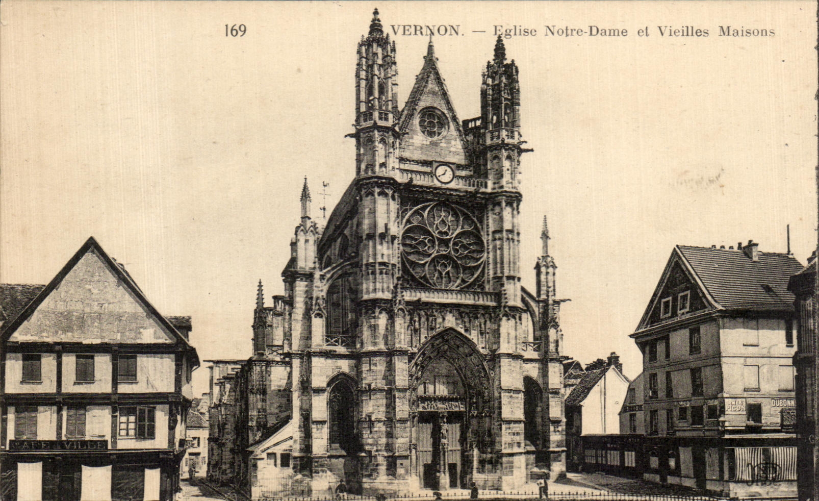 CPA Vernon Eglise Notre Dame et Vieilles Maisons