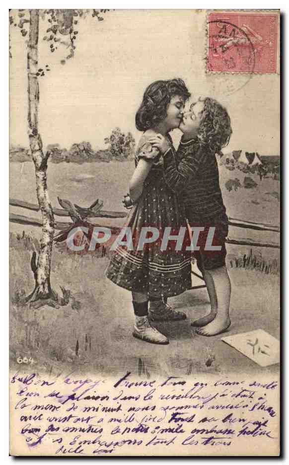 CPA Enfants Amoureux Folklore Costume
