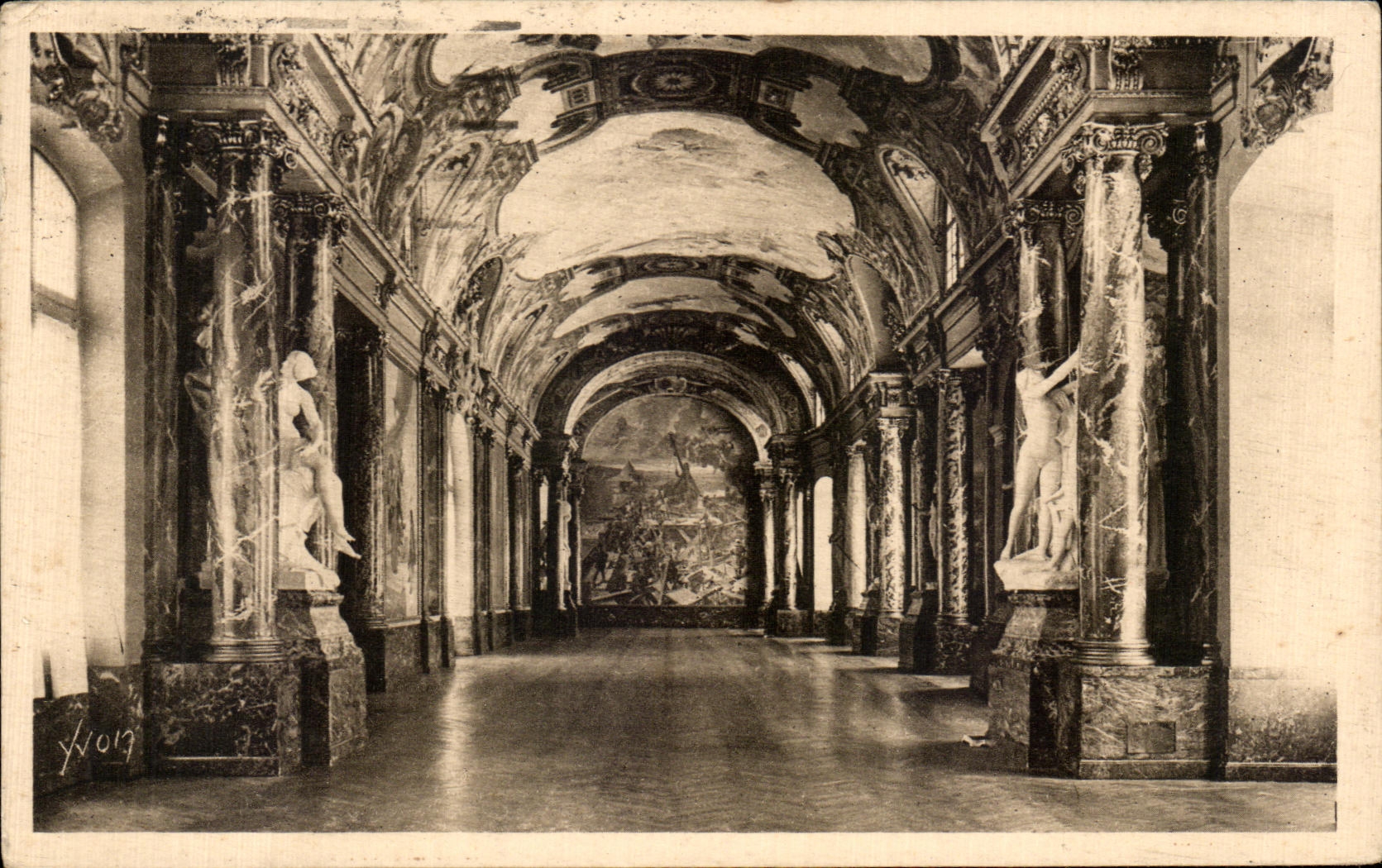 Le Capitole - La Salle des Illustres — Toulouse — Éditions d'Art Yvon