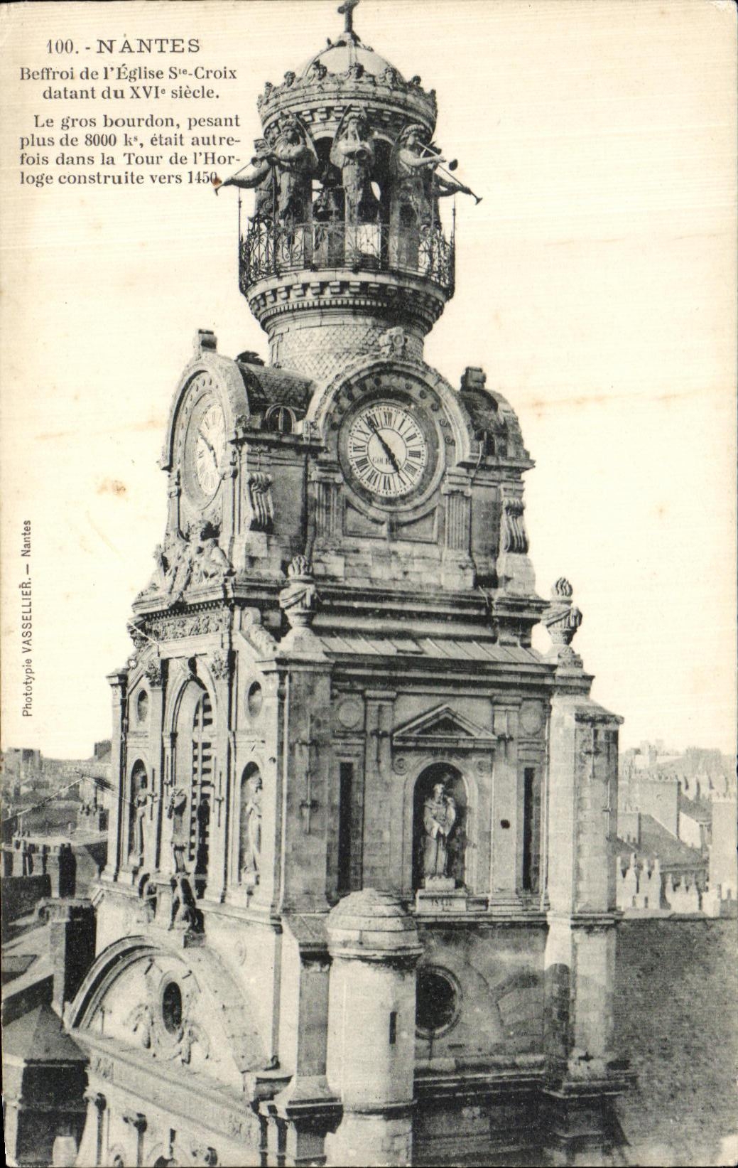 CPA Nantes Beffroi de I Eglise 