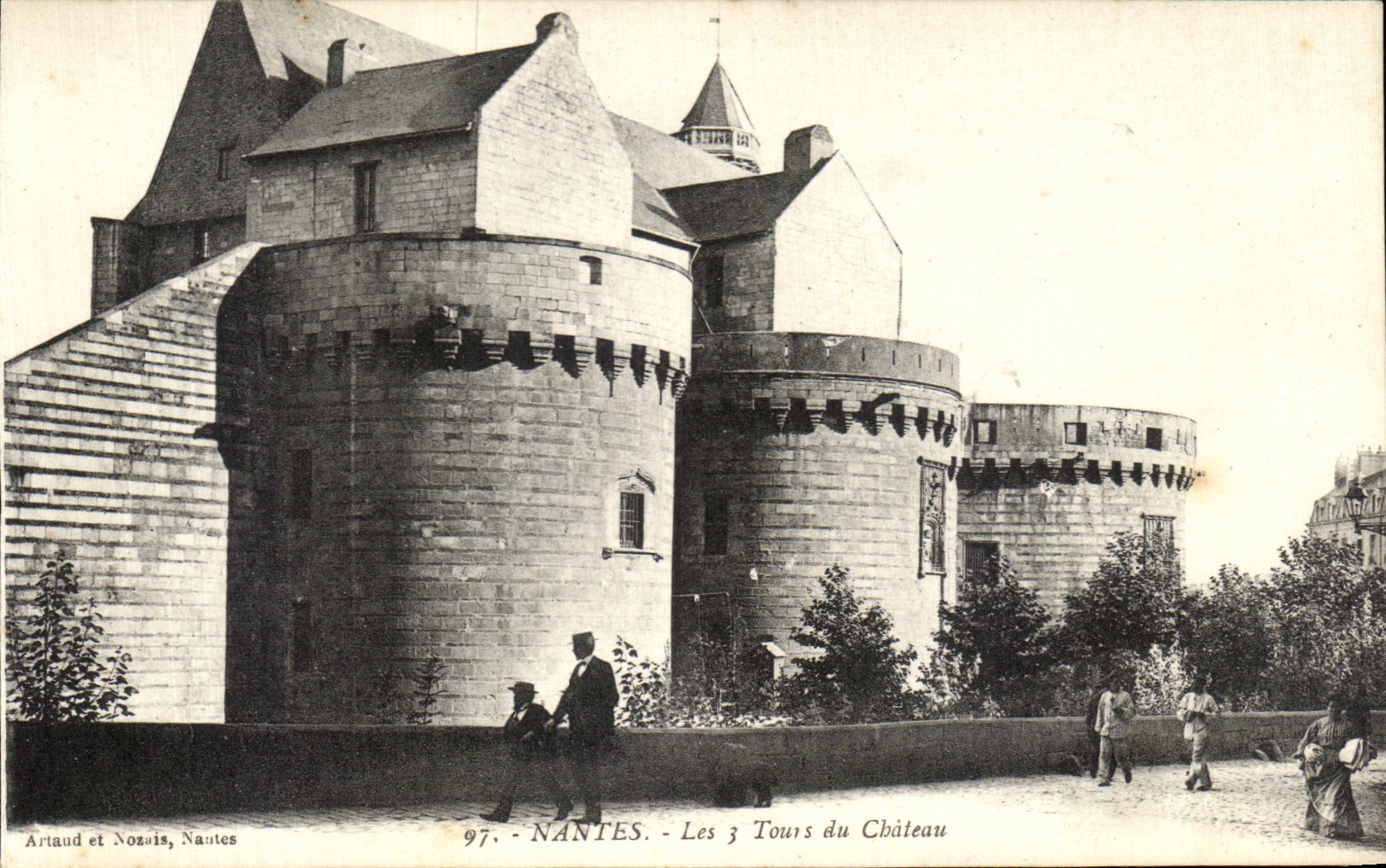 CPA Nantes Les Tours du Chateau
