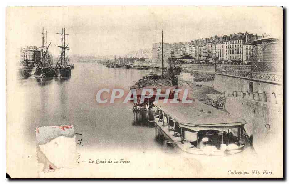 CPA Nantes Le Quai de la Fosse Bateaux