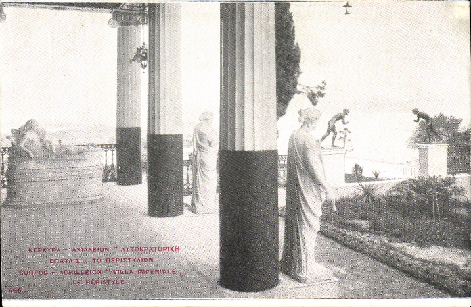 CPA Grece Greece Corfou Achilleion Villa imperiale Le peristyle