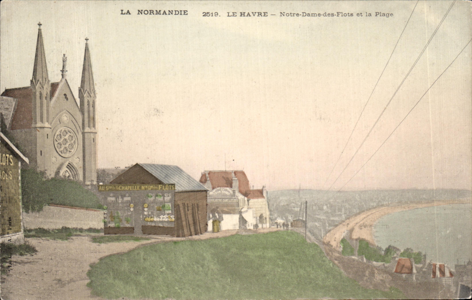 CPA La Normandie Le Havre Notre Dame des Flote et la Plage
