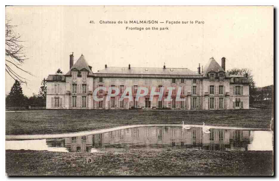 CPA Chateau de la Malmaison Facade sur le Parc Frontage on the Park