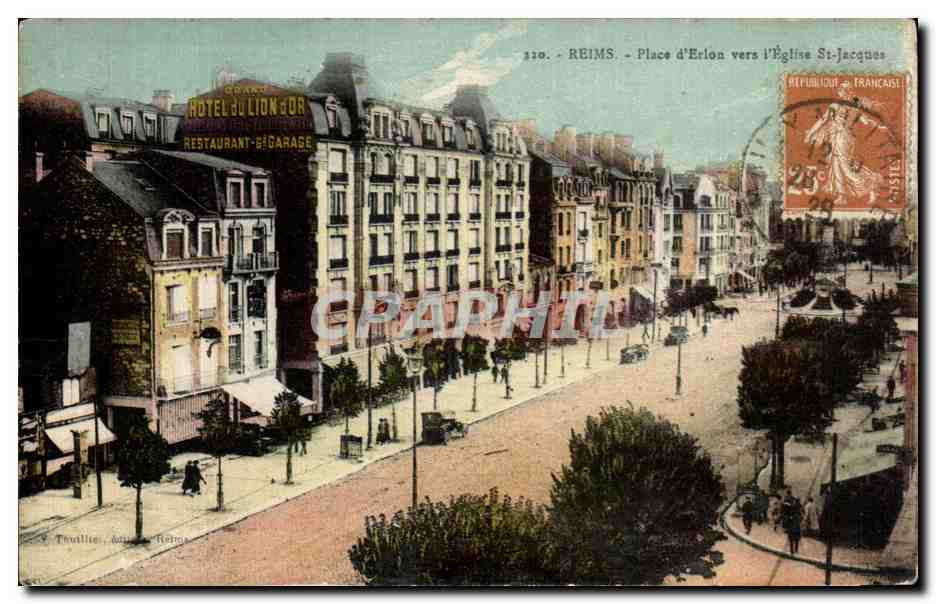 CPA Reims Place d Erlon vers l Eglise St Jacques Hotel du Lion d or