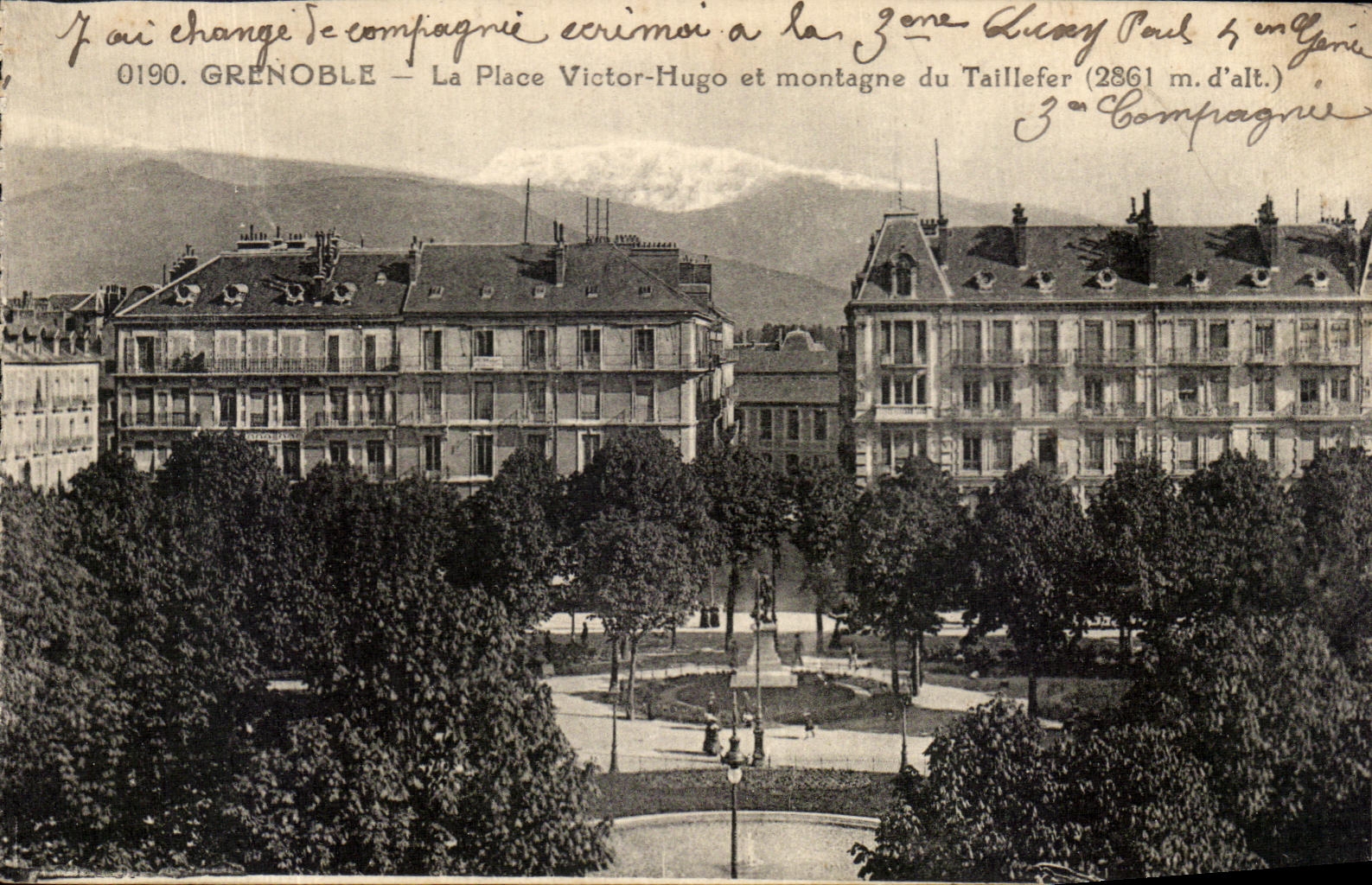 Grenoble — La Place Victor-Hugo et montagne du Taillefer (2861 m.d'alt.) — Compagnie 0190