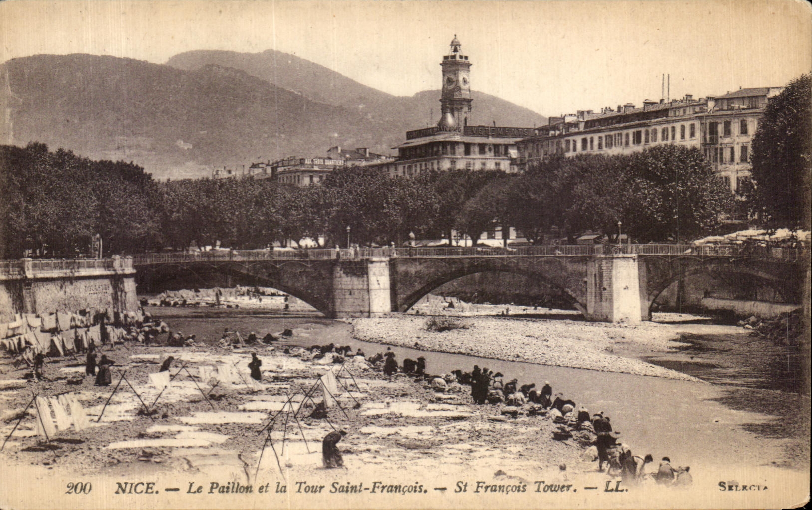 CPA Nice Le Paillon et la Tour Saint Francois St Francois Tower Lavandieres