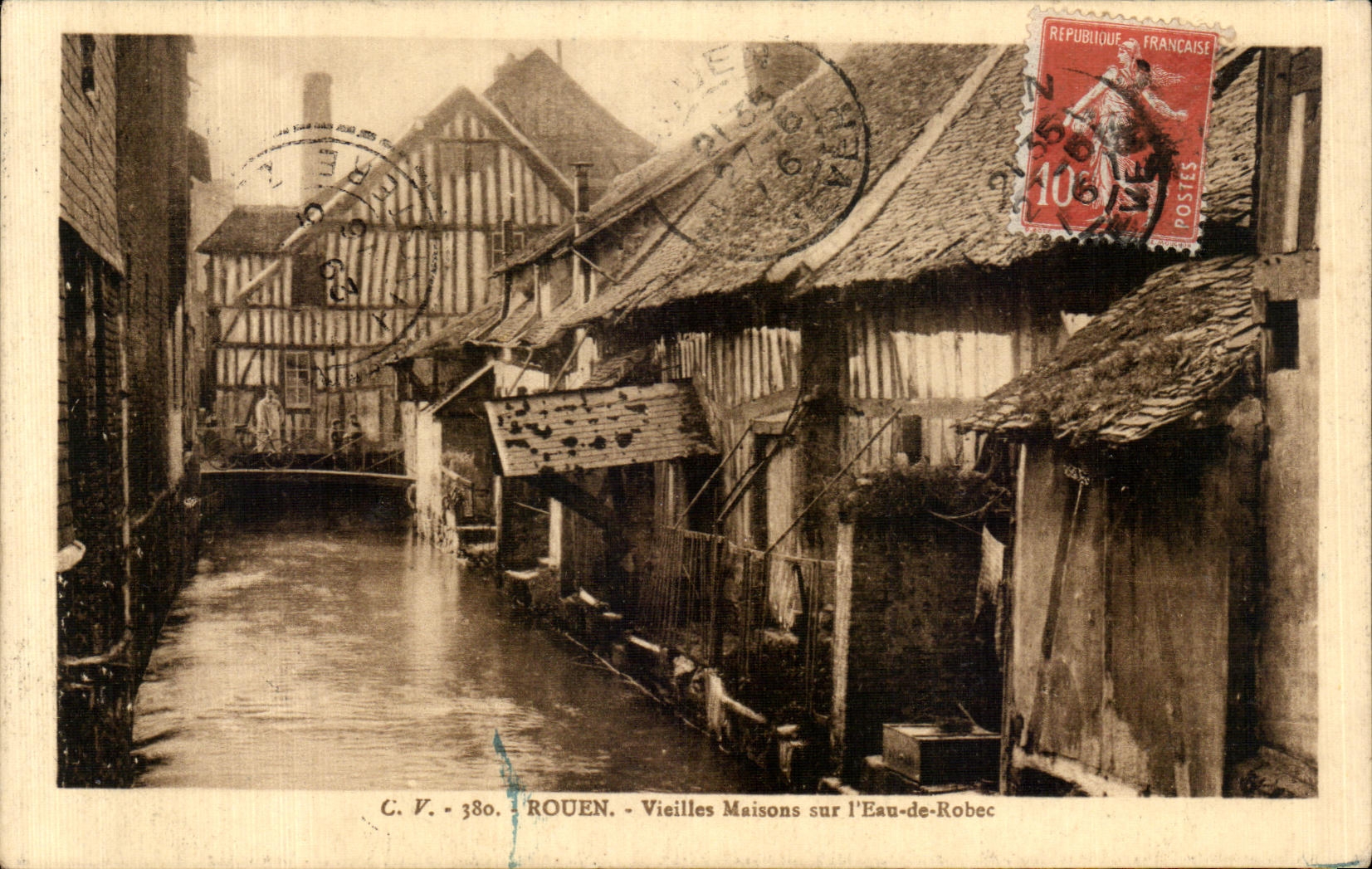 CPA Rouen Vieillers Maisons sur I Eau de Robec