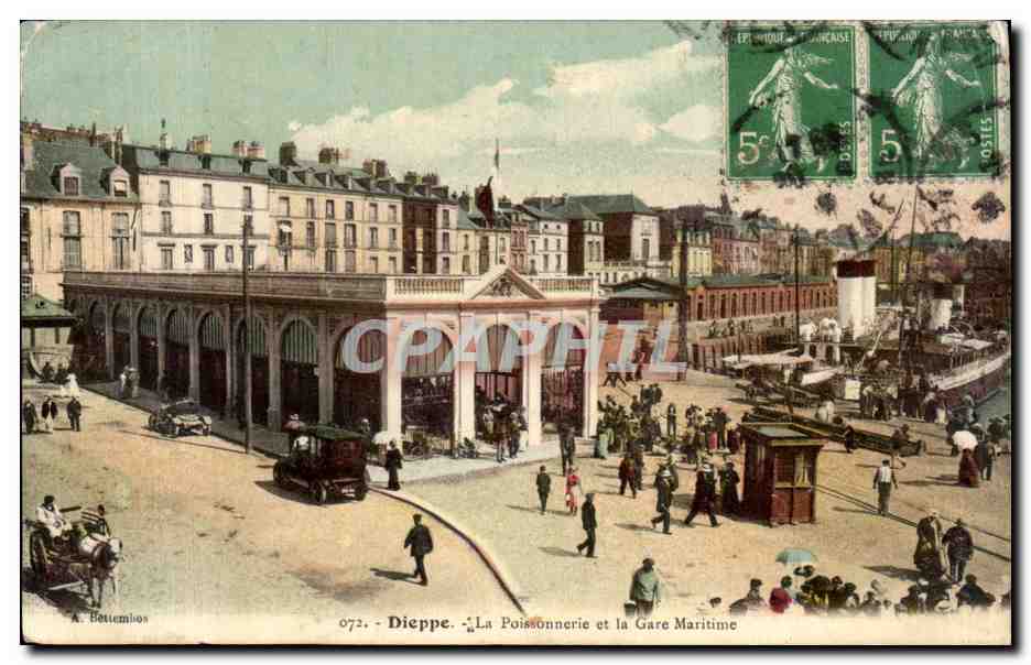 CPA Dieppe La poissonnerie et la gare maritime