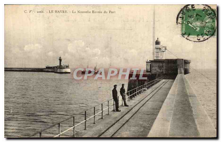 CPA Le Havre La Nouvelle Entree du Port Bateau