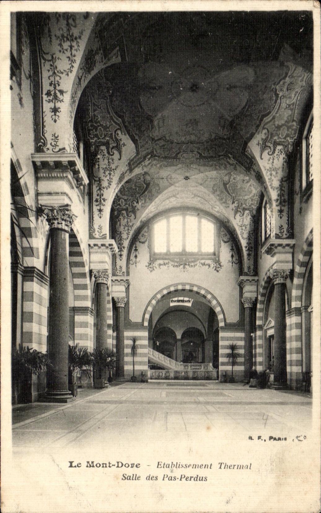CPA Le Mont Dore Etablissement Thermal Salle des Pas Perdus