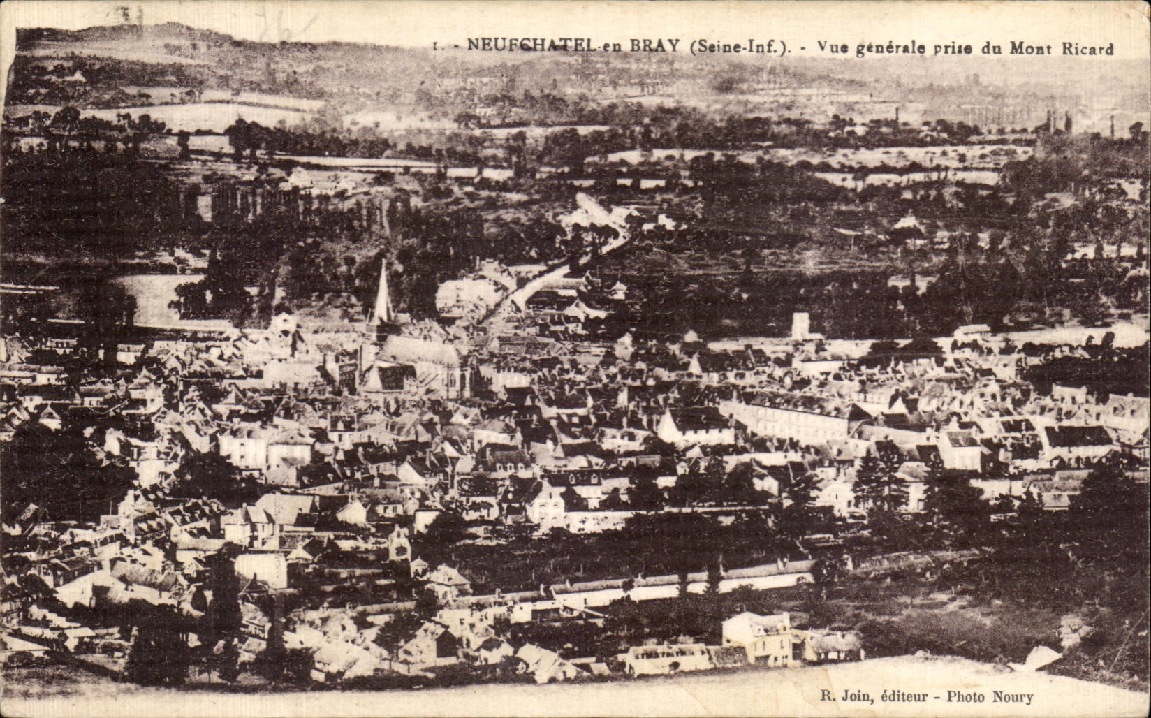 CPA Neufchatel en Bray (Seine Inf) Vue generale Prise du Mont Ricard