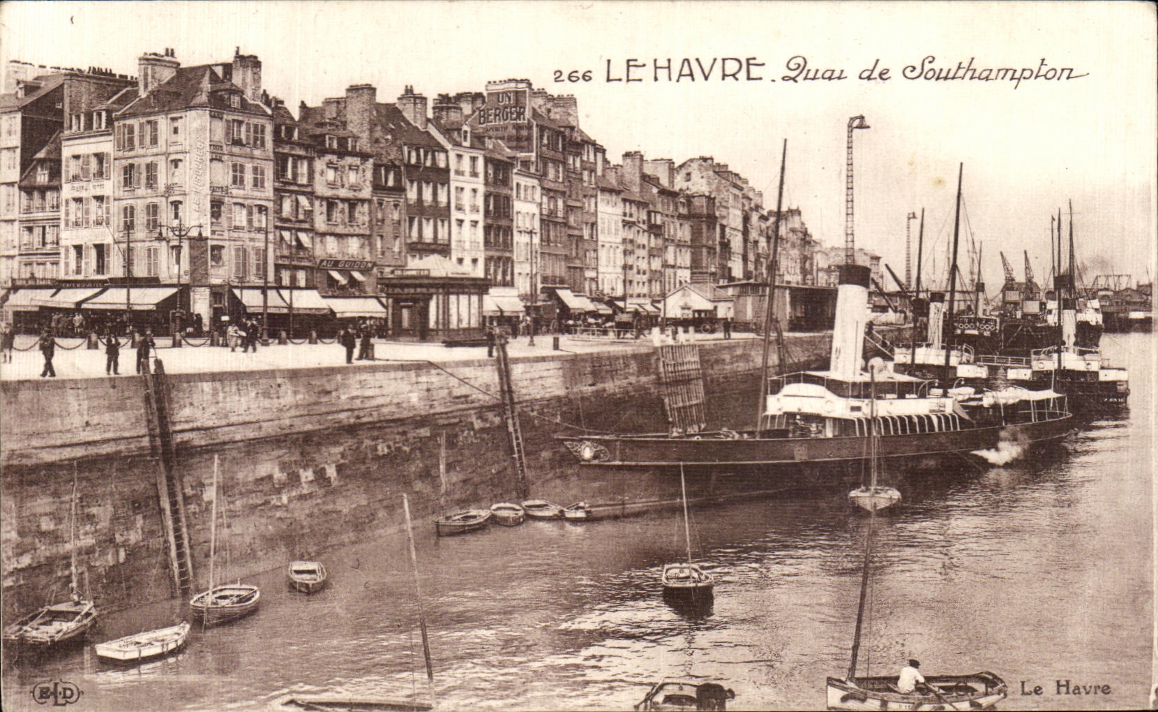 CPA Le Havre Quai de Southampton Bateau